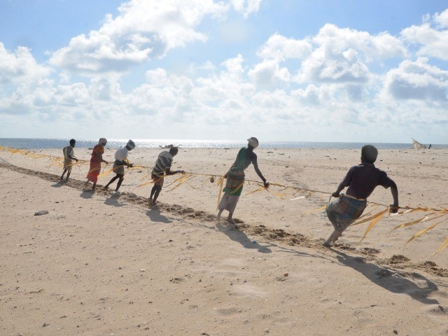 Pulling At Destiny: The Shore Seiners Of Tamil Nadu