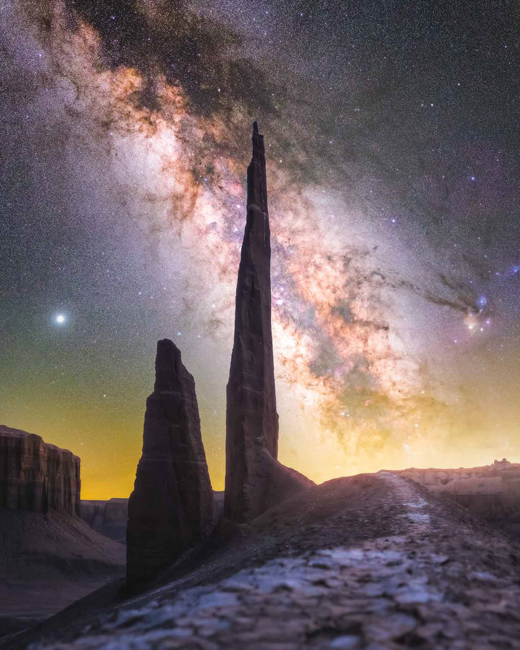 milky way photography in utah Hanksville Badlands