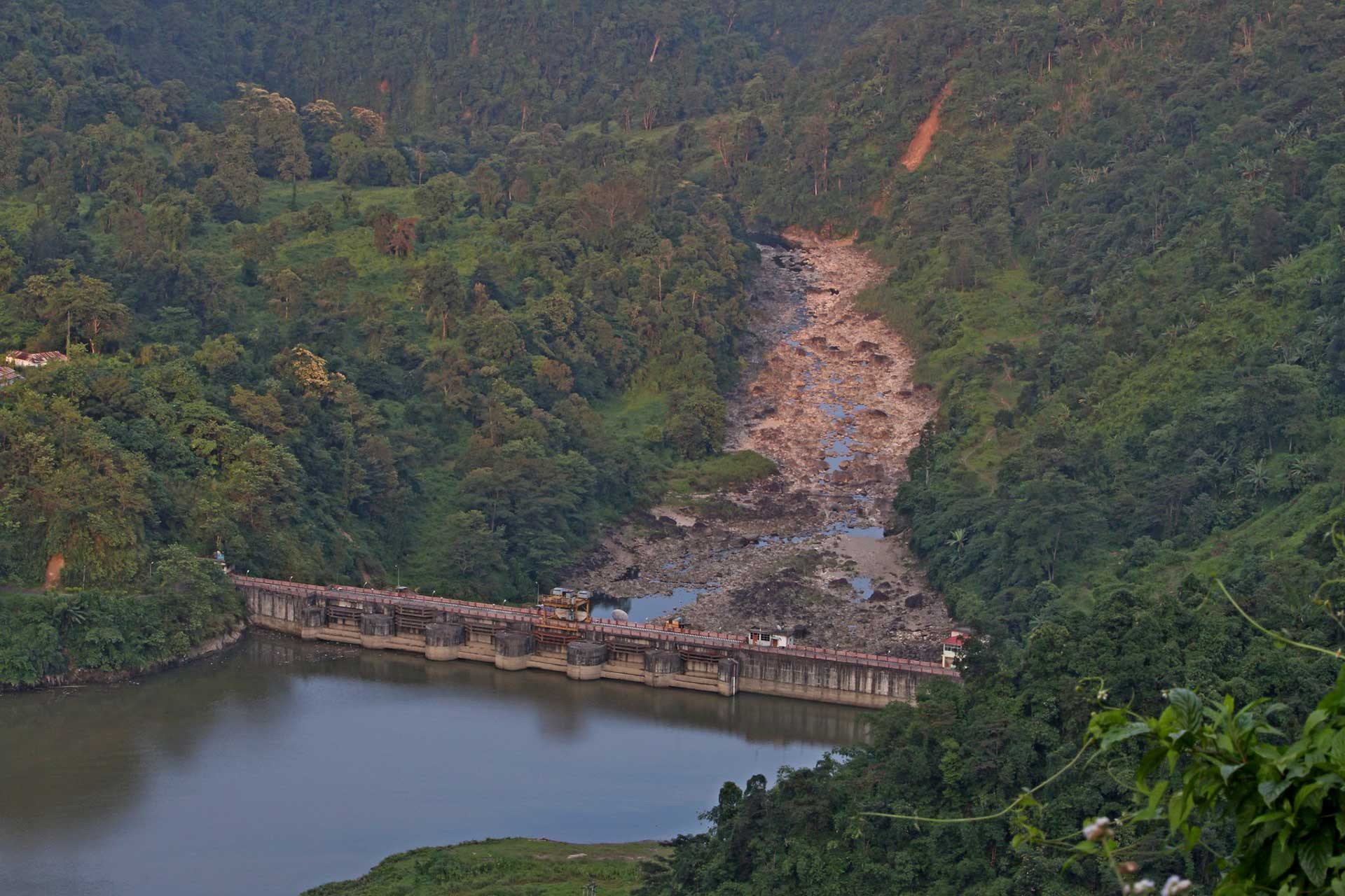 A dam causes river to lose connectivity | Nature inFocus