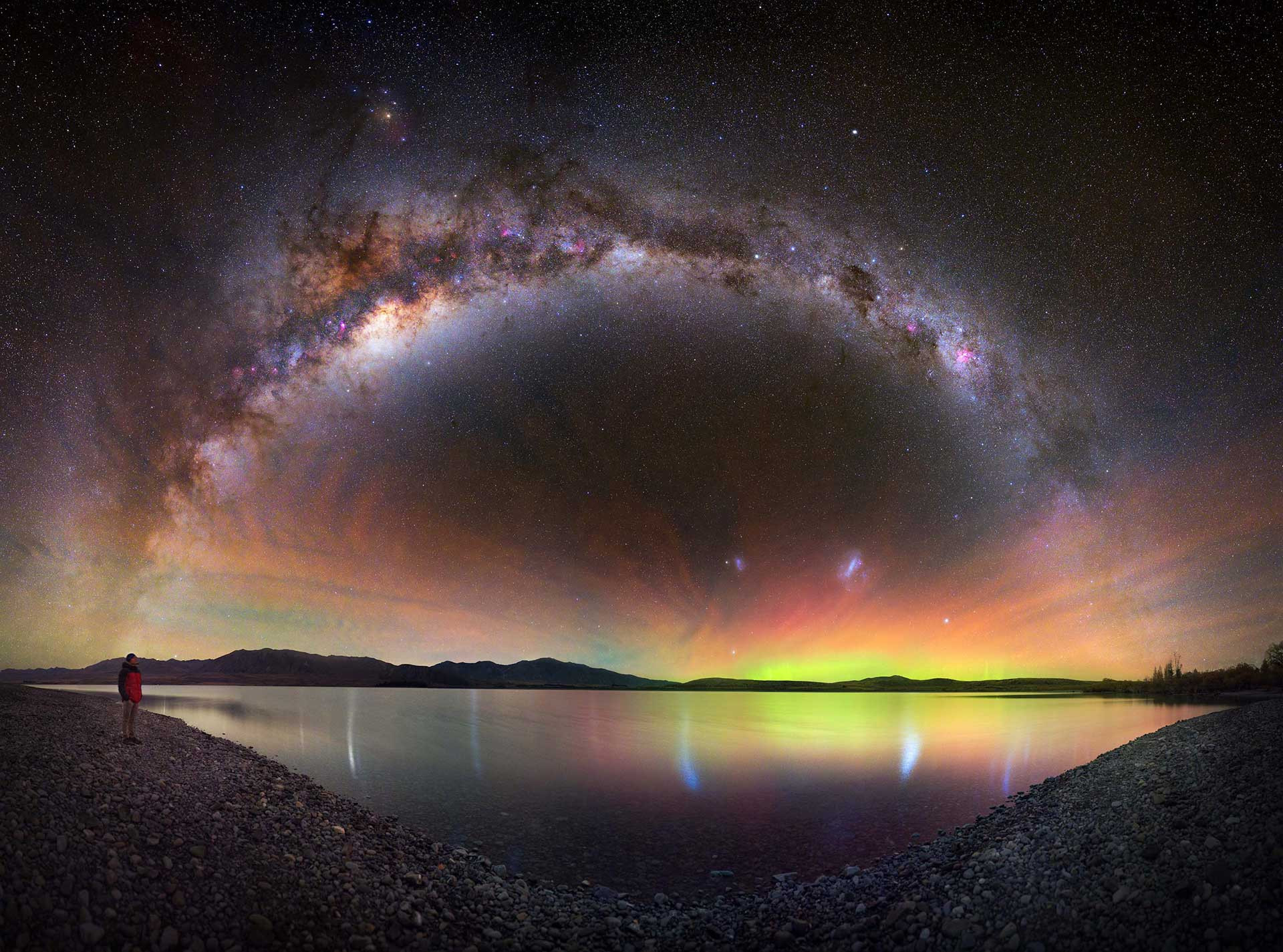      CELESTIAL RADIANCE TOM RAE | Nature Infocus