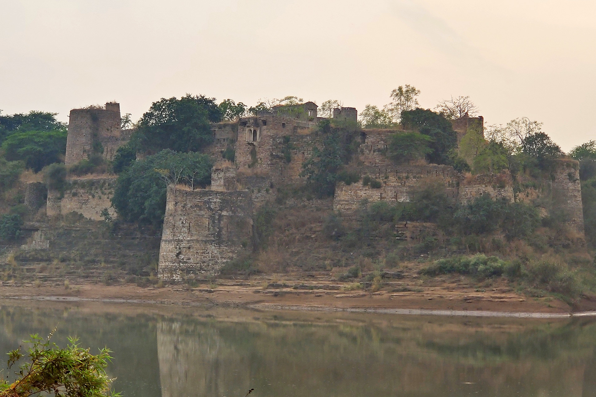      Old fort at Kuno | Nature Infocus